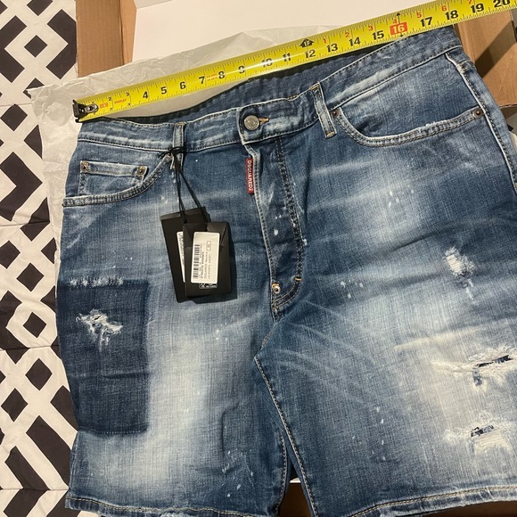 DSQUARED2.  MEDIUM BLUE SQUARE WASH ALL OVER PRINT SHORT. - Picture 5 of 9